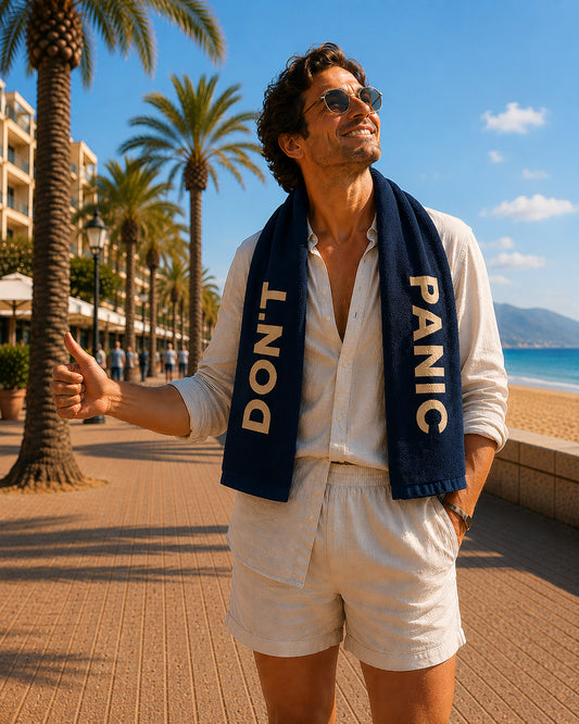 DON’T PANIC TOWEL - Badetuch dunkelblau